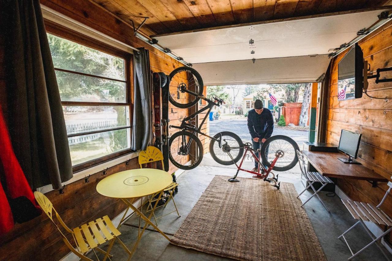 Left Coast Lodge - Pet Friendly Систерс Экстерьер фото