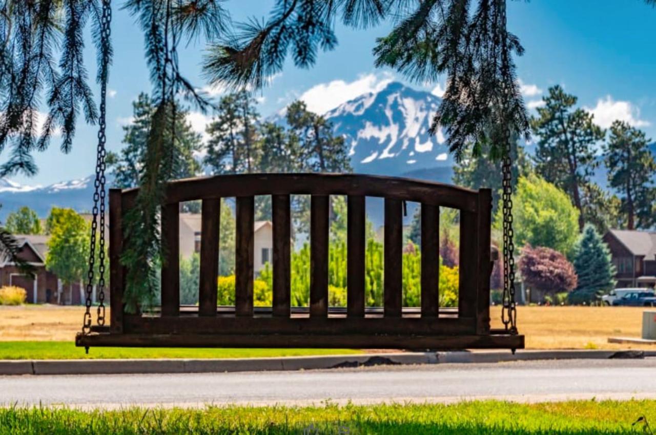 Left Coast Lodge - Pet Friendly Систерс Экстерьер фото